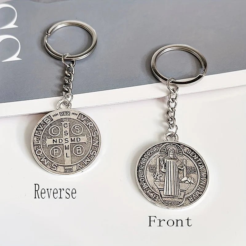 1 Pc Jesus St. Benedict Pendant Keychain Vintage Round Double-Sided Pattern Cross Alloy Key Chain Fashion Keychain Accessories